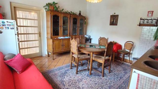 Kuća, četvorosoban, Prodaja, 250m2, Centar, Gradska lokacija, Sombor