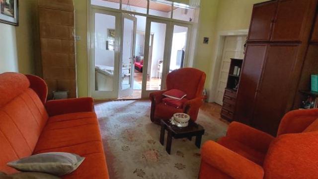 Kuća, četvorosoban, Prodaja, 250m2, Centar, Gradska lokacija, Sombor