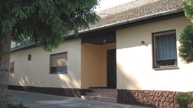 Kuća, Prodaja, 291m2, Centar, Gradska lokacija, Sombor