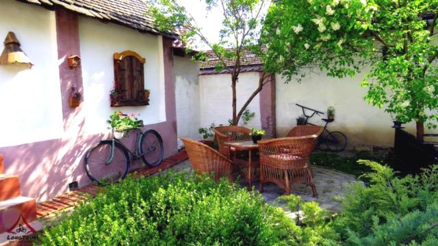 Kuća, četvorosoban, Prodaja, 250m2, Mlake, Gradska lokacija, Sombor