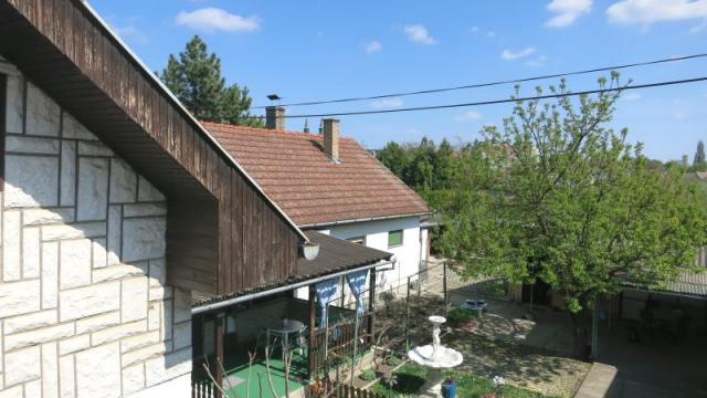 Kuća, Prodaja, 215m2, Selenča, Gradska lokacija, Sombor