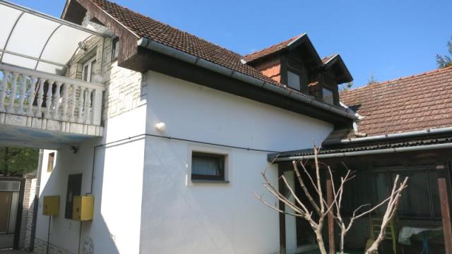 Kuća, Prodaja, 215m2, Selenča, Gradska lokacija, Sombor