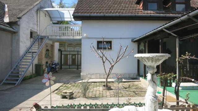 Kuća, Prodaja, 215m2, Selenča, Gradska lokacija, Sombor