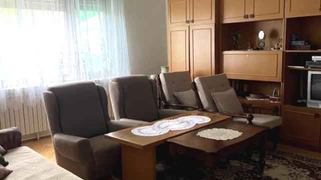 Kuća, Petosoban, Prodaja, 174m2, Šikara, Gradska lokacija, Sombor