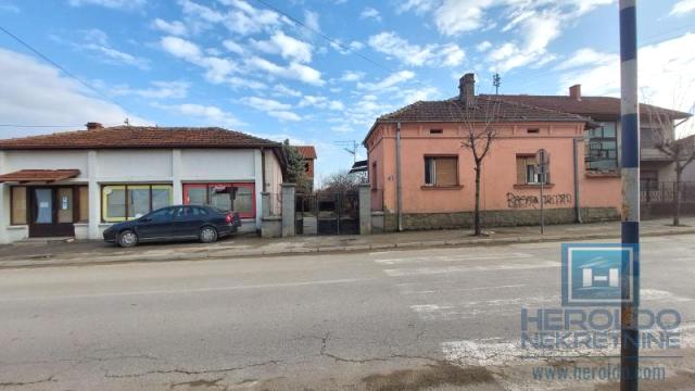 Poslovni prostor, Prodaja, 1500m2, Šapranački rid, Gradska lokacija, Vranje