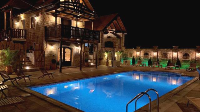 Kuća, Trosoban, Prodaja, 120m2, Malo Središte, Okolno mesto, Središtanska