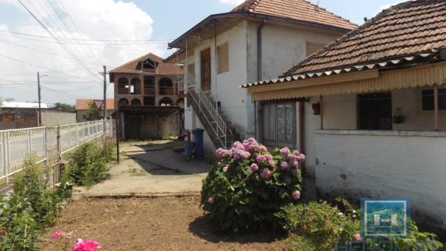 Kuća, Trosoban, Prodaja, 110m2, Gradska lokacija, Ćuprija