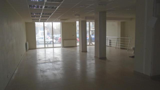 Poslovni prostor, Prodaja, 187m2, Centar, Gradska lokacija, Ćuprija