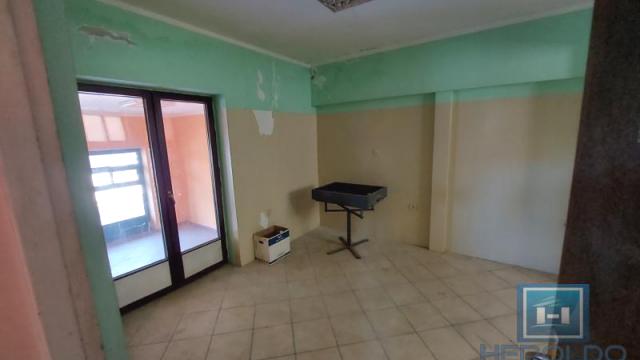 Poslovni prostor, četvorosoban, Prodaja, 84m2, Centar, Gradska lokacija, Jagodina