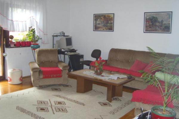 prodaja, kuca,
kolonija-grad-jagodina, 478226, cetvorosoban