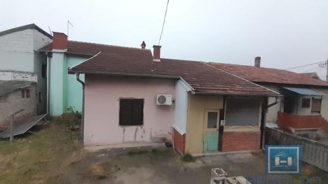 Kuća, Prodaja, 310m2, Tavrića obori, Gradska lokacija, Jagodina