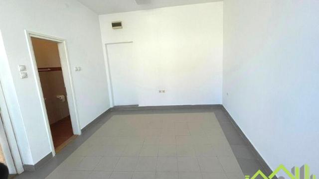 Poslovni prostor, Prodaja, 40m2, Centar, Crveni Krst, Niš