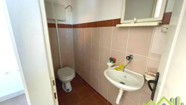 Poslovni prostor, Prodaja, 40m2, Centar, Crveni Krst, Niš