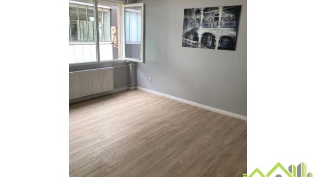 Poslovni prostor, Izdavanje, 55m2, Centar, Medijana, Niš