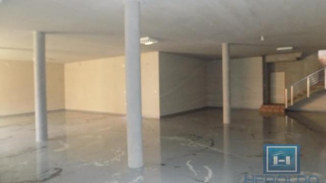 Poslovni prostor, Izdavanje, 600m2, Centar, Gradska lokacija, Paraćin