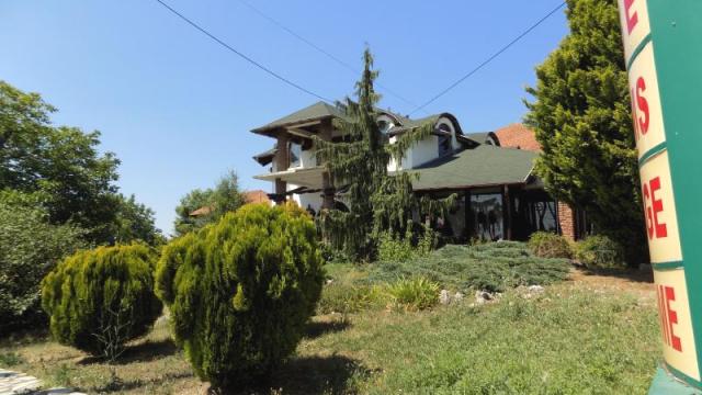 Poslovni prostor, Prodaja, 2463m2, Gloždak, Gradska lokacija, Paraćin