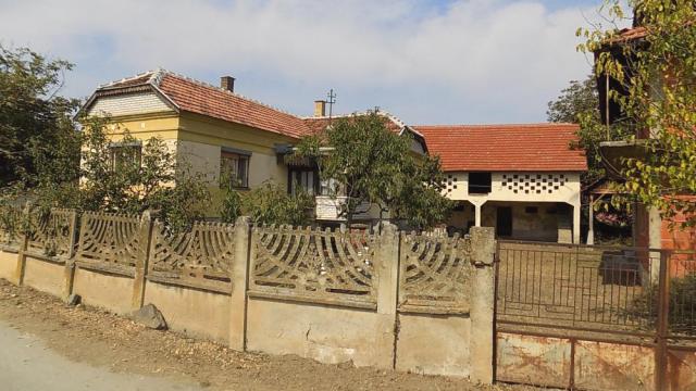 Kuća, Dvosoban, Prodaja, 280m2, Raševica, Okolno mesto, Paraćin