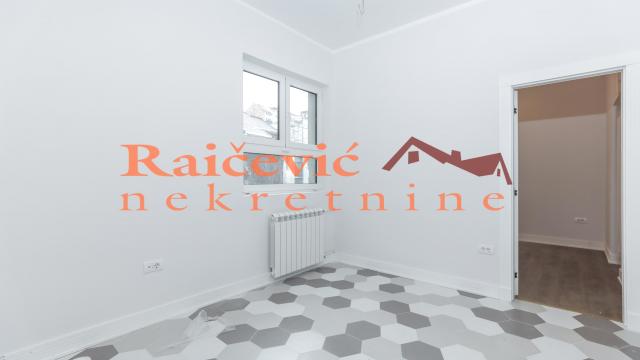 Stan, Prodaja, 221m2, Centar, Stari grad, Francuska