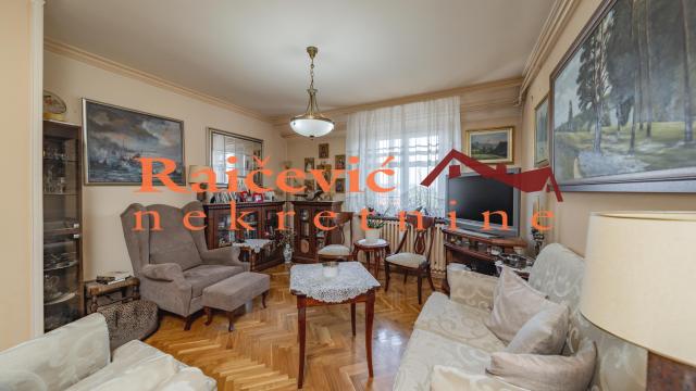 Stan, Petosoban, Prodaja, 143m2, Bogoslovija, Palilula, Cice Romanijskog