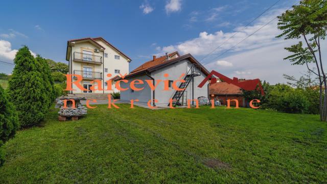 Kuća, Prodaja, 350m2, Barajevo (mesto), Barajevo, Svetosavska