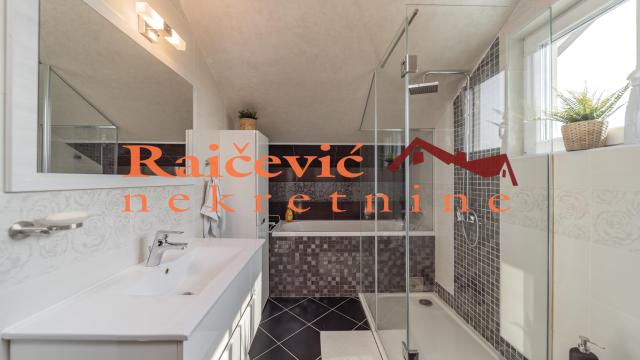 Kuća, Prodaja, 350m2, Barajevo (mesto), Barajevo, Svetosavska