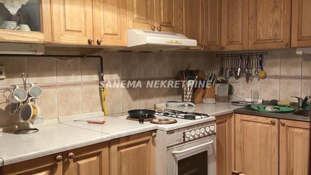 Kuća, Prodaja, 215m2, Mlake, Gradska lokacija, Sombor