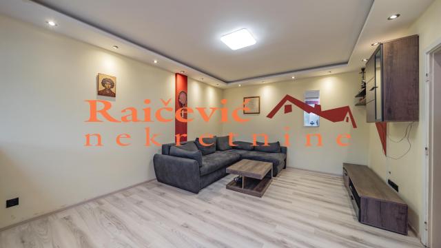 Stan, Dvosoban, Prodaja, 62m2, Fontana, Novi Beograd, Bulevar Zorana Djindjica