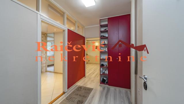 Stan, Dvosoban, Prodaja, 62m2, Fontana, Novi Beograd, Bulevar Zorana Djindjica