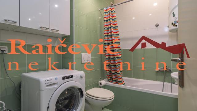 Stan, Petosoban, Prodaja, 107m2, Kalenić pijaca, Vračar, Sindjeliceva