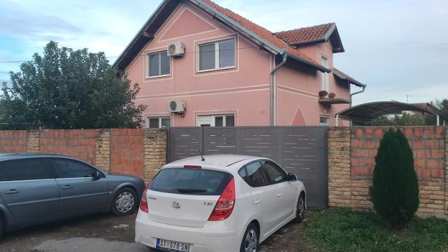 Kuća, četvorosoban, Prodaja, 130m2, Stara Pazova