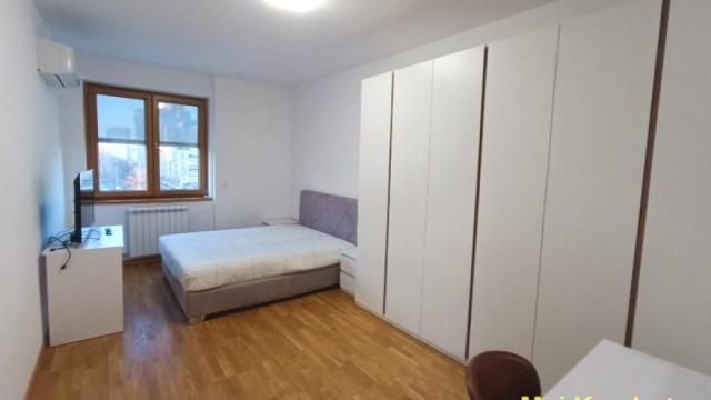 Stan, Trosoban, Prodaja, 98m2, Blok 45 (TC Enjub), Novi Beograd, Jurija Gagarina