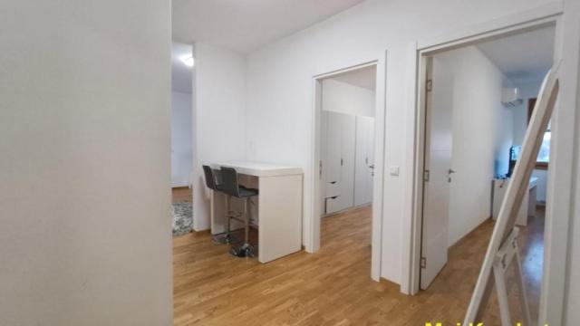 Stan, Trosoban, Prodaja, 98m2, Blok 45 (TC Enjub), Novi Beograd, Jurija Gagarina