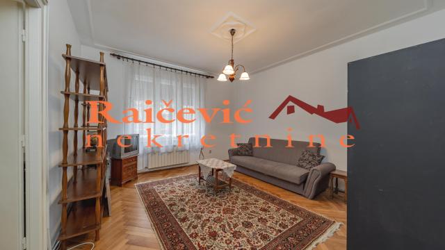 Stan, Dvosoban, Izdavanje, 59m2, Centar, Stari grad, Marsala Birjuzova