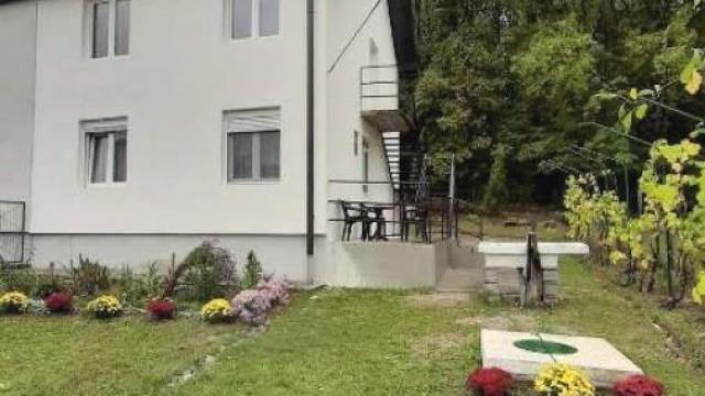 Kuća, Prodaja, 115m2, Atomska Banja, Okolno mesto, Planinski put