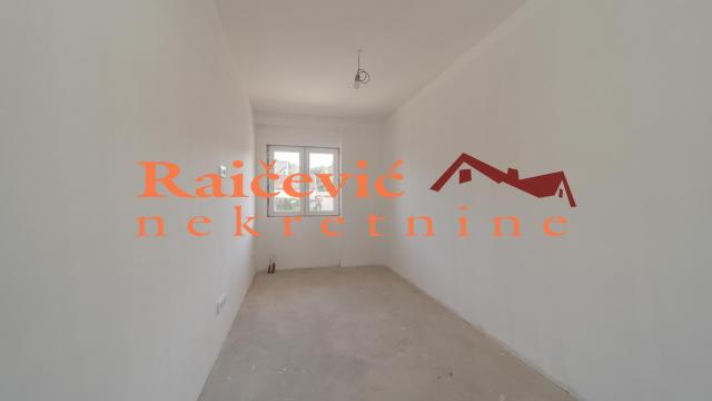 Stan, Dvoiposoban, Prodaja, 61m2, Boleč, Grocka, Bolec