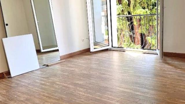 Stan, Trosoban, Prodaja, 68m2, Golf, Čukarica, Kraljice Katarine