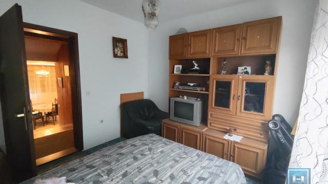 Kuća, Prodaja, 307m2, Bresje, Okolno mesto, Jagodina