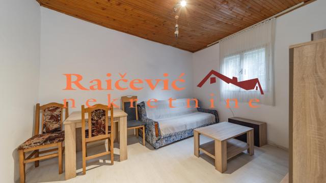 Stan, Dvosoban, Prodaja, 39m2, Centar, Savski venac, Risanska