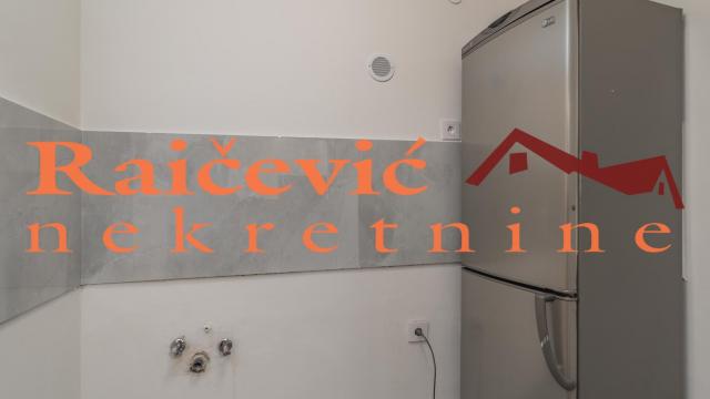 Stan, Dvoiposoban, Prodaja, 59m2, Blok 64, Novi Beograd, Gandijeva