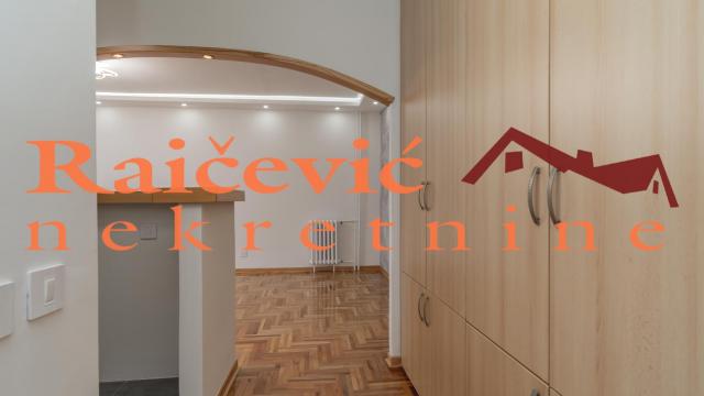Stan, Dvoiposoban, Prodaja, 59m2, Blok 64, Novi Beograd, Gandijeva