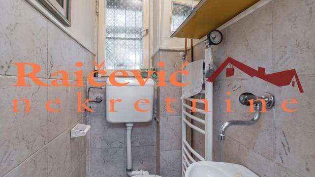 Stan, četvorosoban, Prodaja, 87m2, Kalenić pijaca, Vračar, Molerova