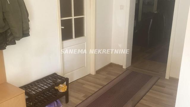 Kuća, Prodaja, 93m2, Mlake, Gradska lokacija, Sombor