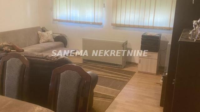 Kuća, Prodaja, 93m2, Mlake, Gradska lokacija, Sombor