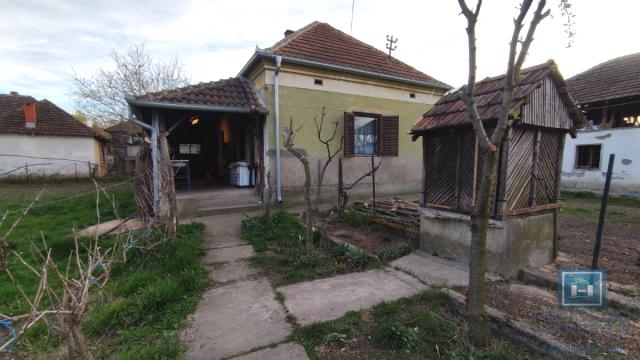 Kuća, Trosoban, Prodaja, 106m2, Tečić, Okolno mesto, Rekovac