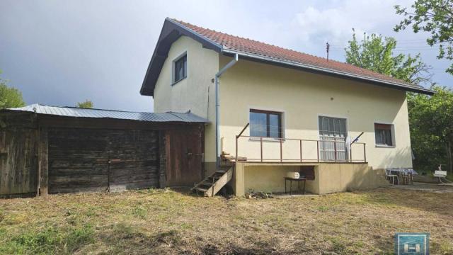 Kuća, Trosoban, Prodaja, 90m2, Vranje