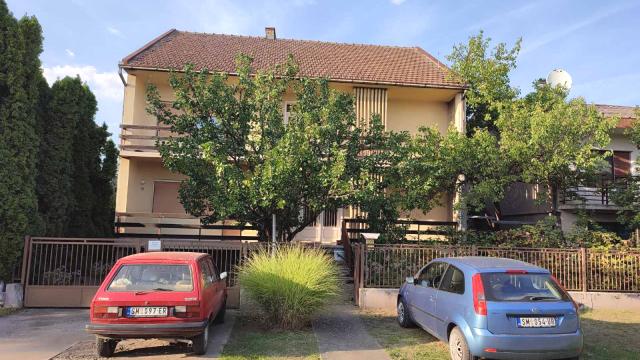 Kuća, Petosoban i veći, Prodaja, 440m2, Sremska Mitrovica