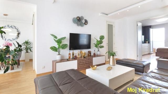 Stan, Trosoban, Prodaja, 101m2, Blok 67 (Belvil), Novi Beograd, Jurija Gagarina