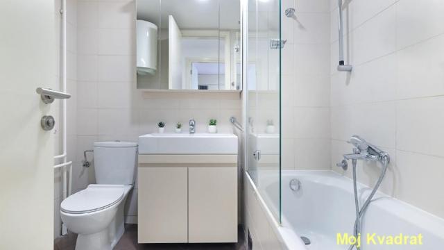 Stan, Trosoban, Prodaja, 101m2, Blok 67 (Belvil), Novi Beograd, Jurija Gagarina