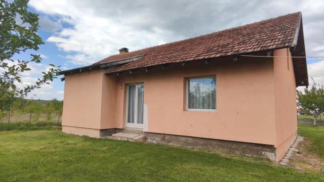 Kuća, Dvoiposoban, Prodaja, 100m2, Jagodina