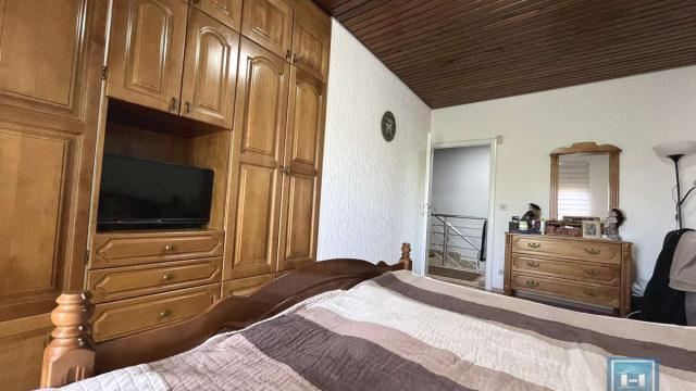 Kuća, četvorosoban, Prodaja, 120m2, Sarina Medja, Gradska lokacija, Jagodina